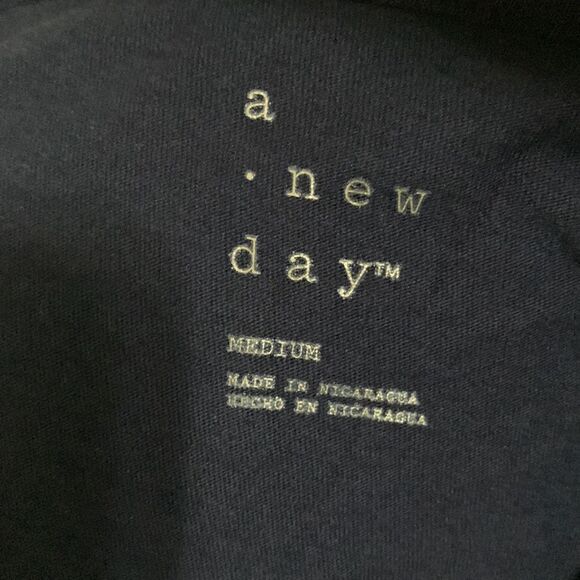 3for$20 NWT short sleeve shirt medium dark blue - Picture 5 of 5